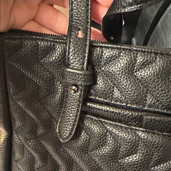 Lug Charter vegan leather  handbag crossbody with Patterned Strap - Picture 3 of 8